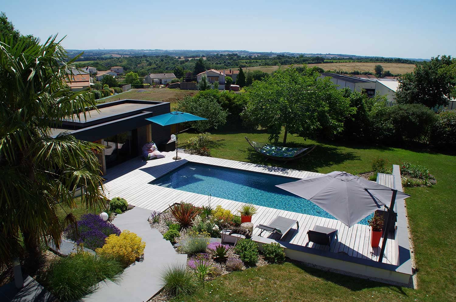 Construction et aménagement de piscine - Piscinistes Associés, constructeur de piscine à Angers